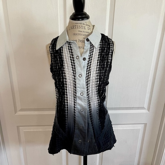 Hombre, Plaid, Sleeveless, button up! 🖤💙 - Picture 2 of 7